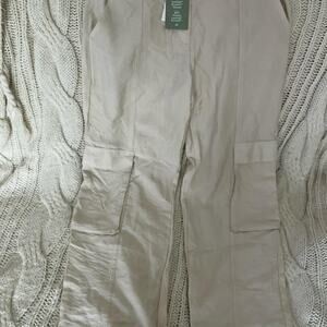 NWT H&M Cream Trousers